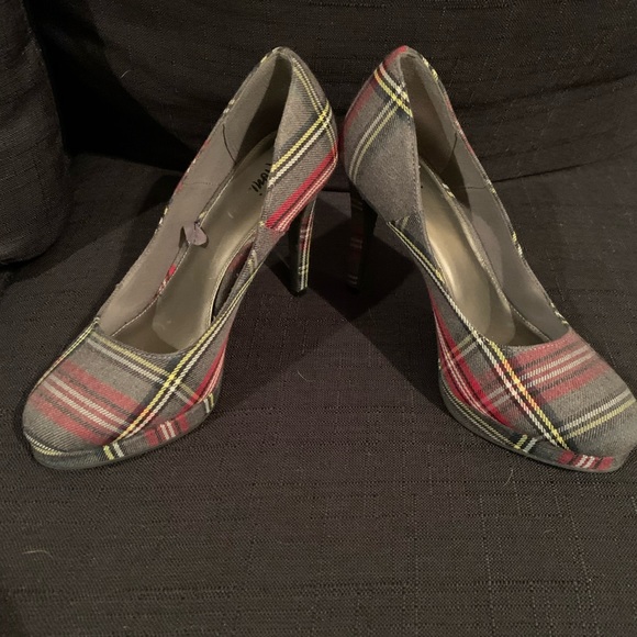 Plaid pumps - Picture 9 of 10